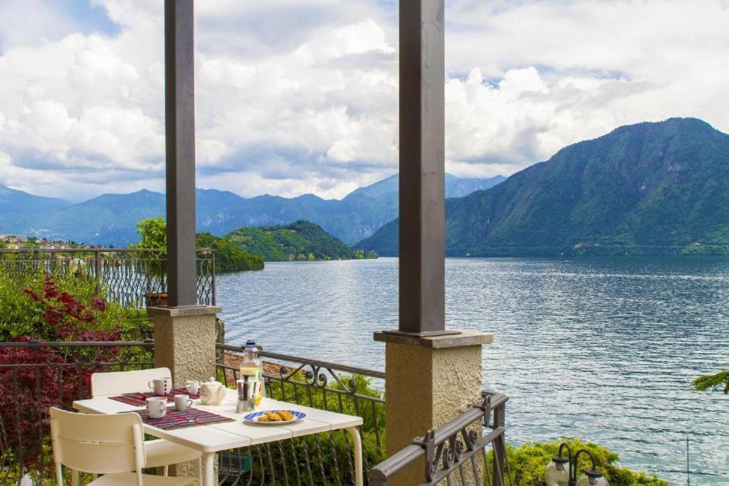 Apartment With Lake View Сала-Комачина Экстерьер фото
